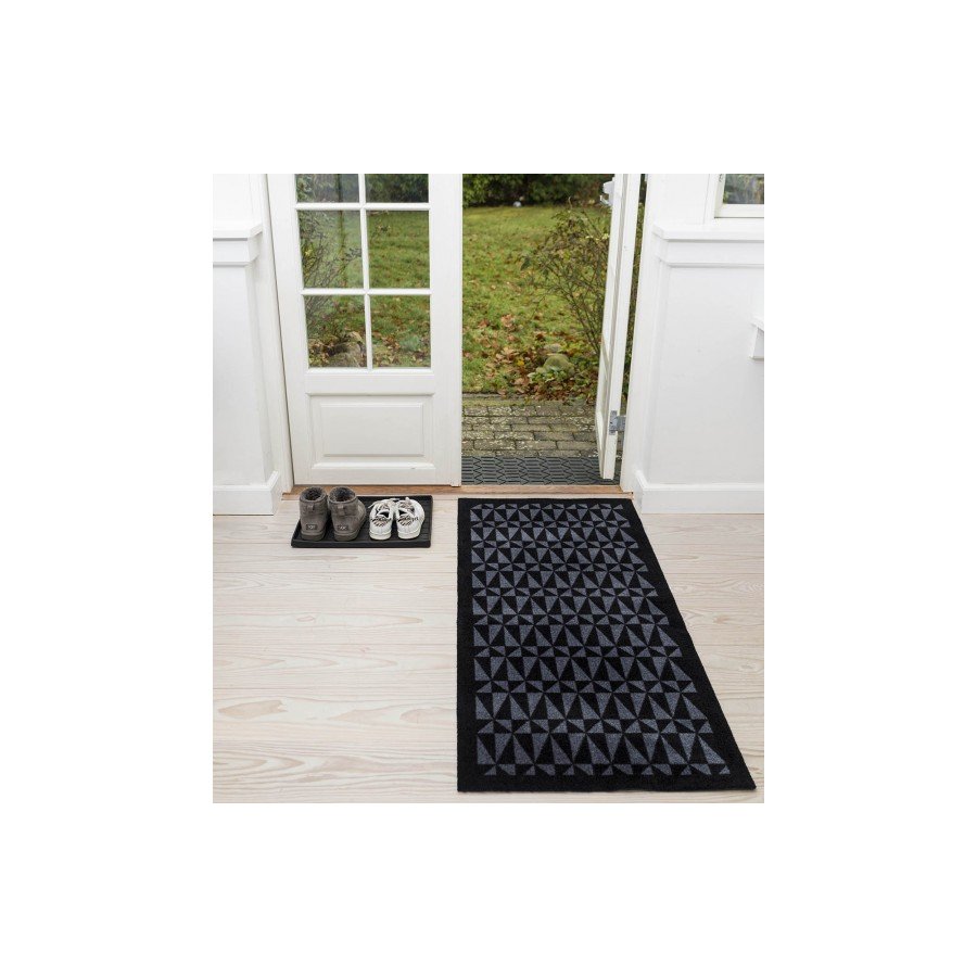 Tica Copenhagen Trekant Skobakke 38x48 cm, Sort