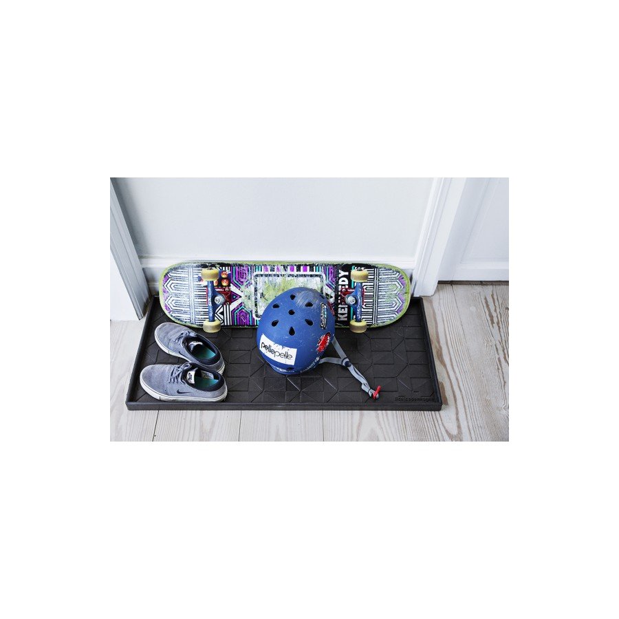Tica Copenhagen Trekant Skobakke 38x88 cm, Sort