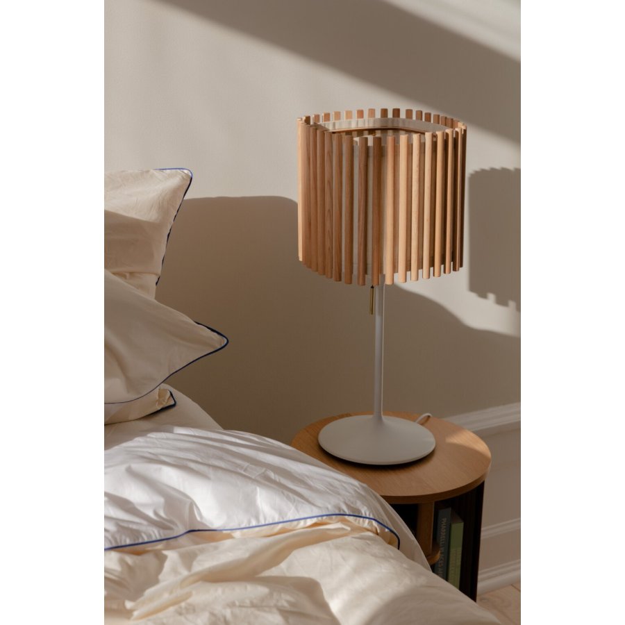 UMAGE Komorebi Square Bordlampe H68 cm, Hvid/Eg