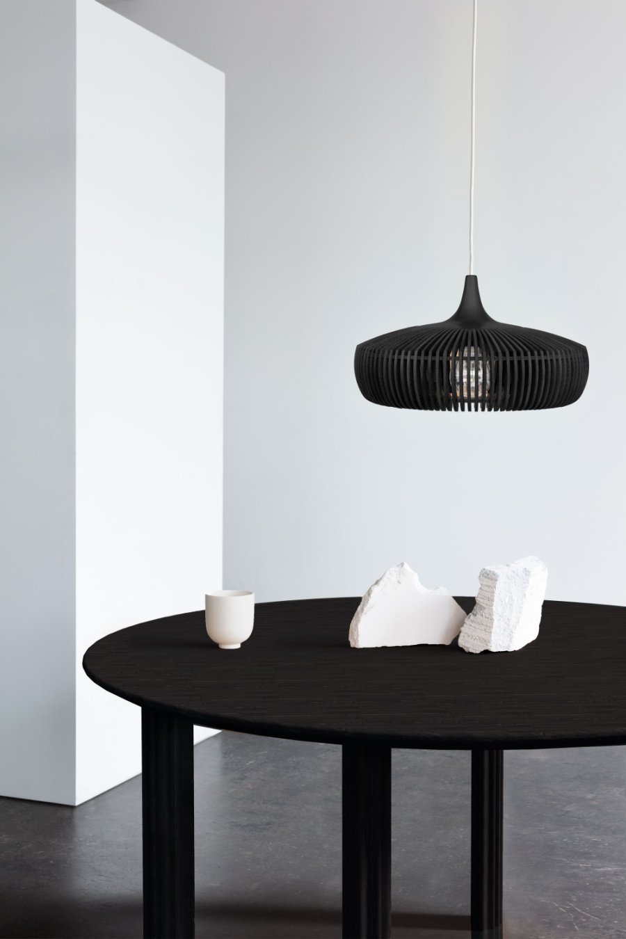 UMAGE Clava Lampesk�rm �43 cm, Sort