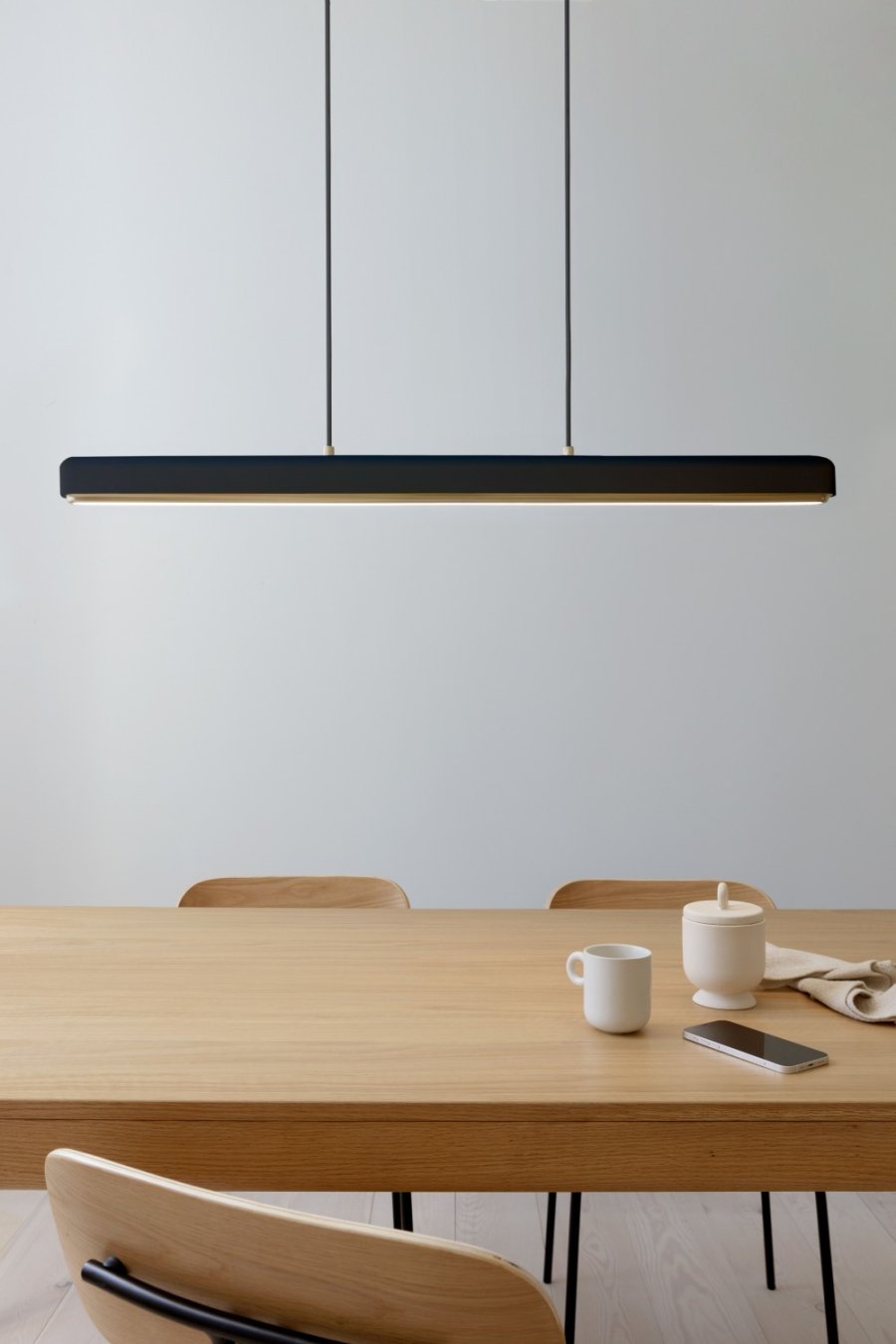 UMAGE Hazel Pendel 100 cm, Sort/Messing