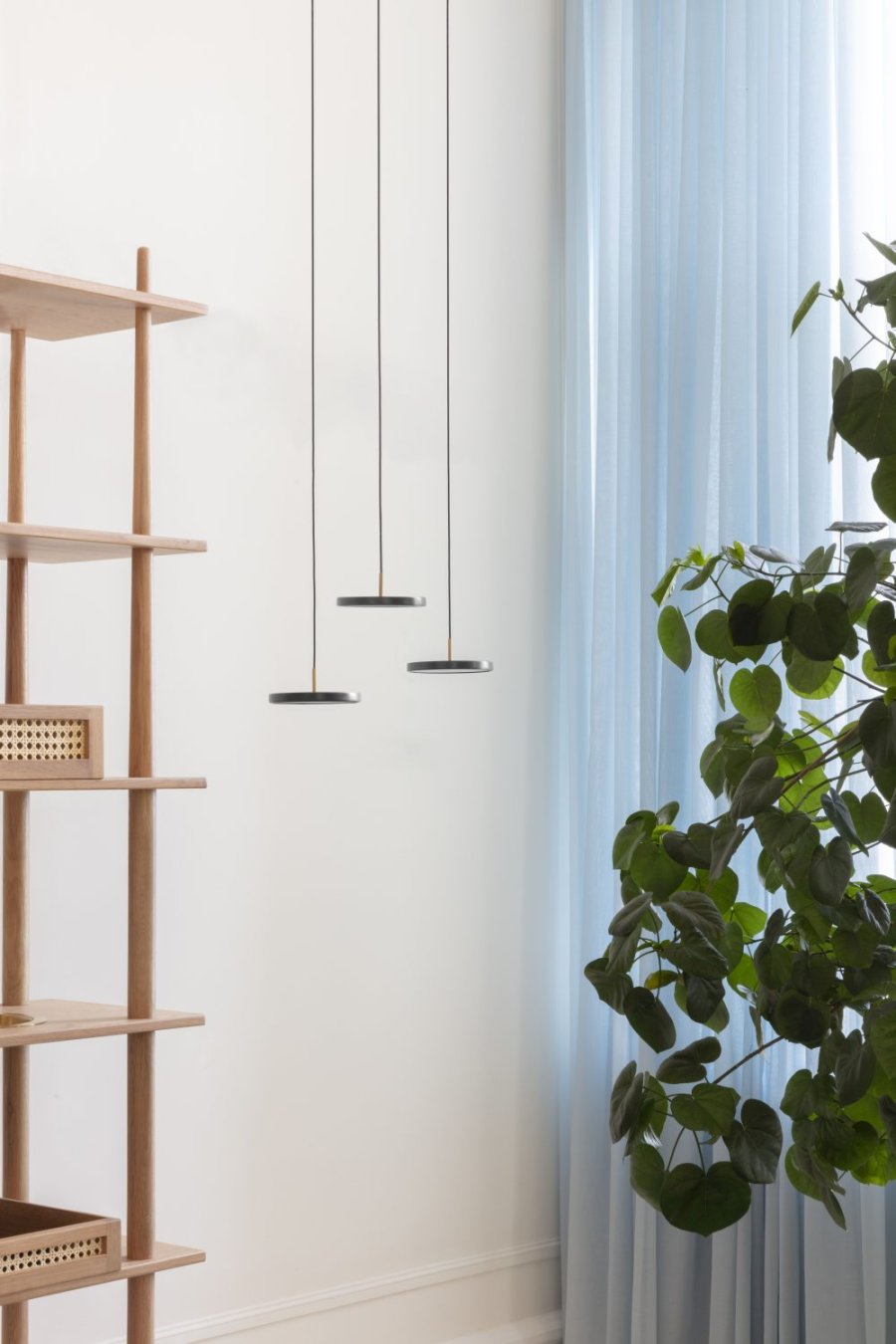 UMAGE Asteria Hanglamp �15 cm, Antracietgrijs/Messing