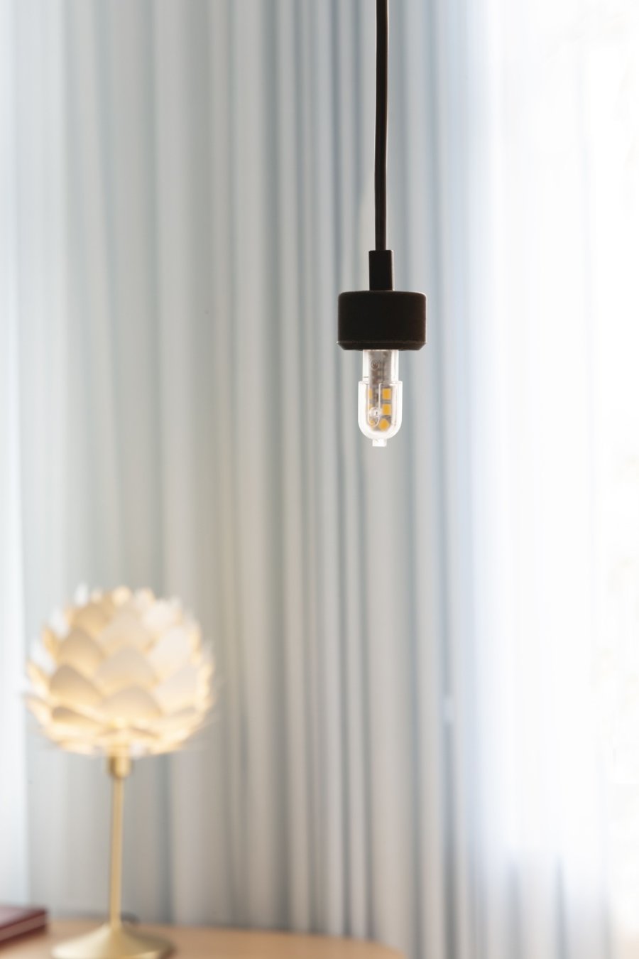UMAGE Tiny Idea P�re LED G4 2W/140 lm