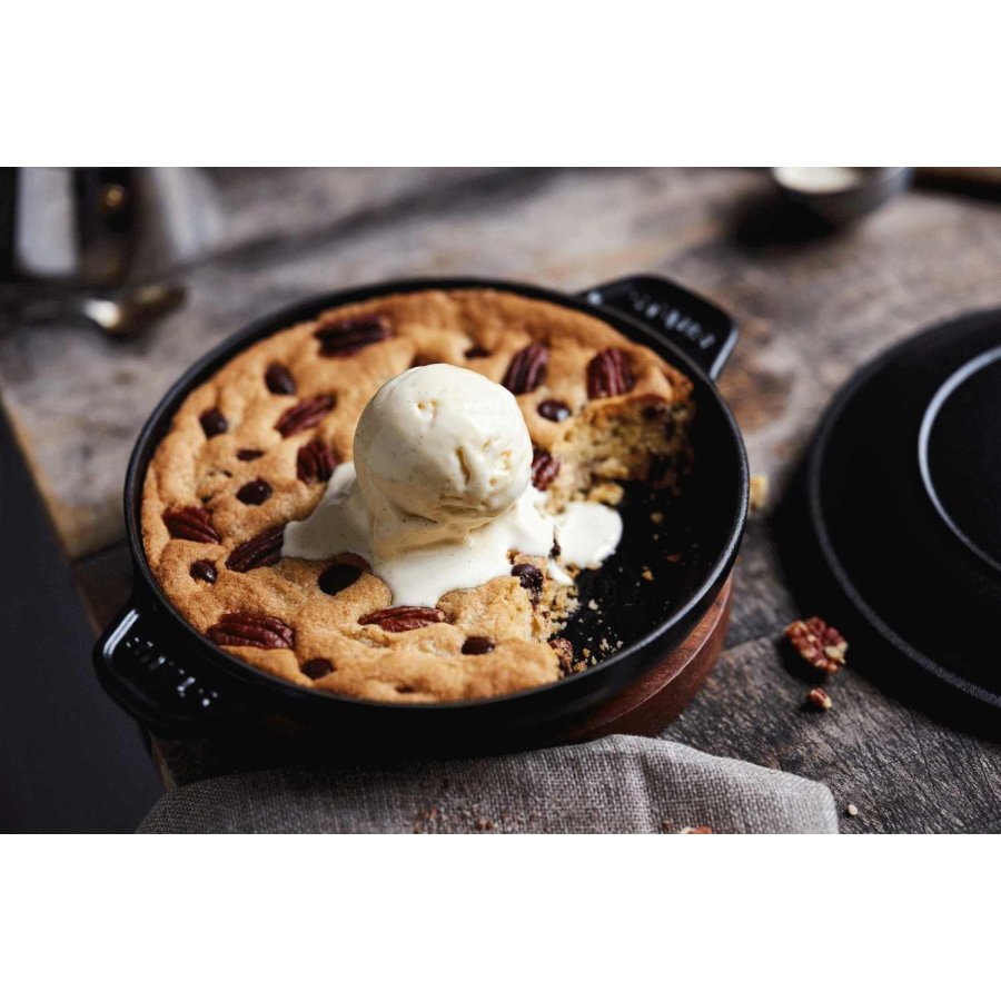 Staub Auflaufform mit Deckel 20 cm, Schwarz