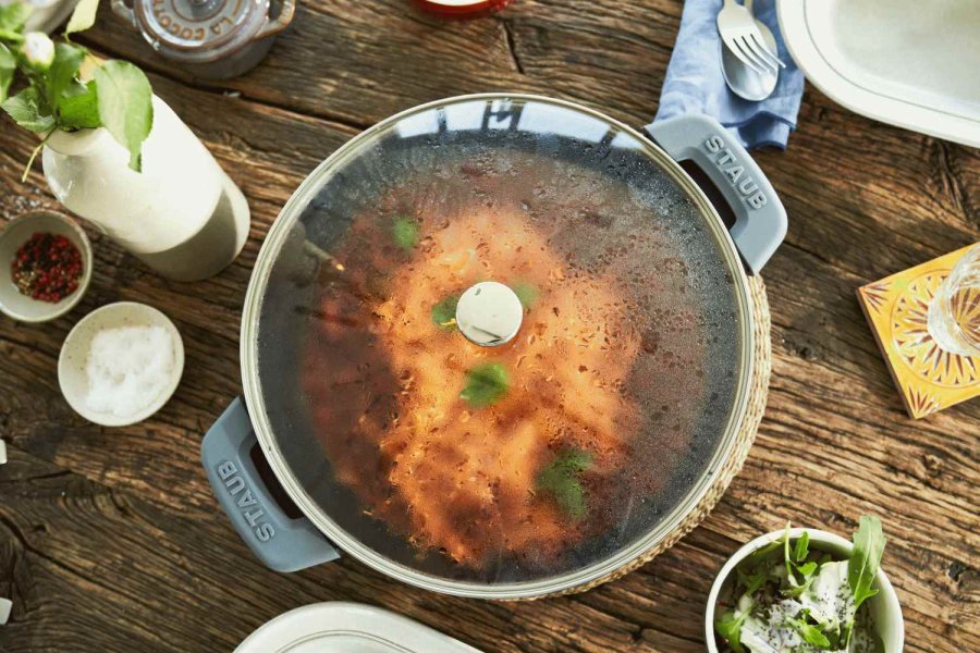 Staub Wokpfanne mit Glasdeckel 30 cm, Schwarz