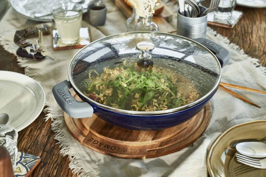 Staub Wokpfanne mit Glasdeckel 30 cm, Dunkelblau