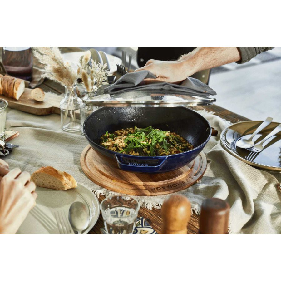 Staub Wokpfanne mit Glasdeckel 30 cm, Dunkelblau