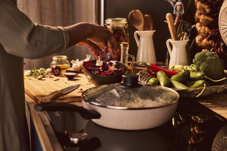 BALLARINI Ledro Schmorpfanne mit Deckel 28 cm, Beige