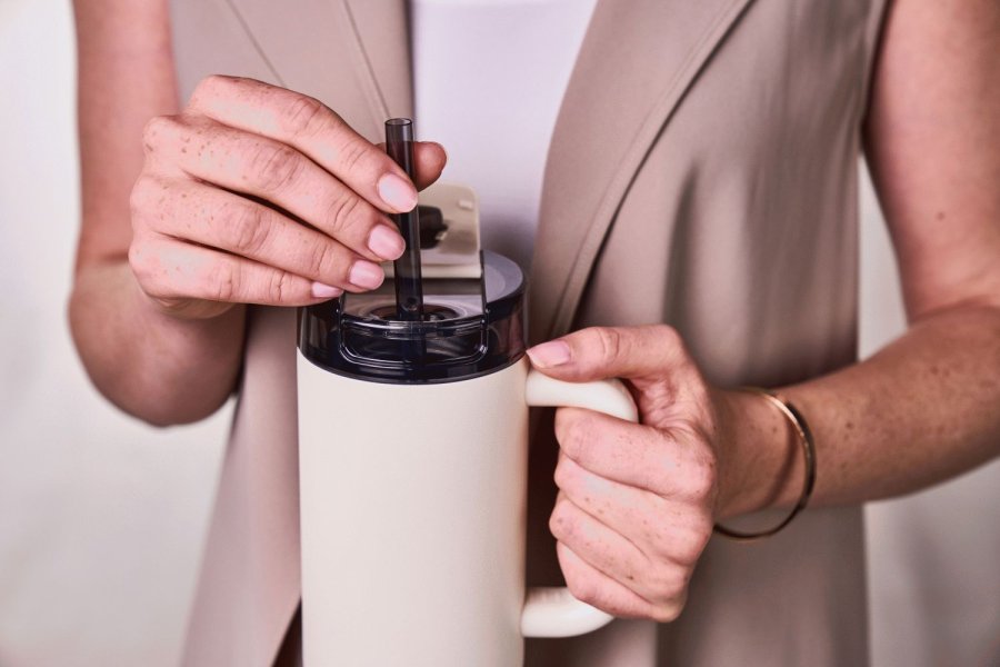 Zwilling Thermo Plus Thermobecher mit Strohhalm 0,9 L, Creme