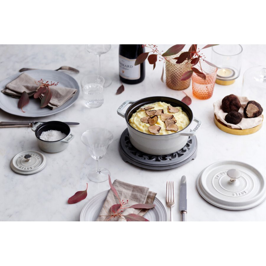 Staub La Cocotte Brter aus Gusseisen 18 cm/1.7 L, Weier Trffel