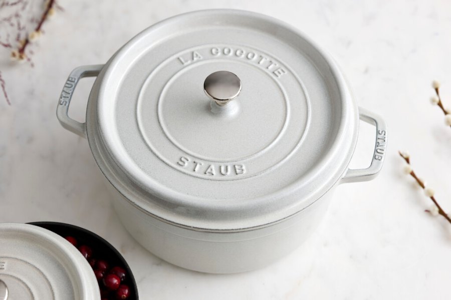 Staub La Cocotte Brter aus Gusseisen 24 cm/3,8 L, Weier Trffel