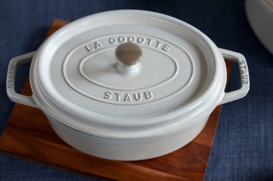 Staub La Cocotte Brter aus Gusseisen 29 cm/4.2 L, Weier Trffel