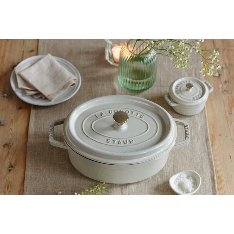 Staub La Cocotte Brter aus Gusseisen 23 cm/2,5 L, Weier Trffel