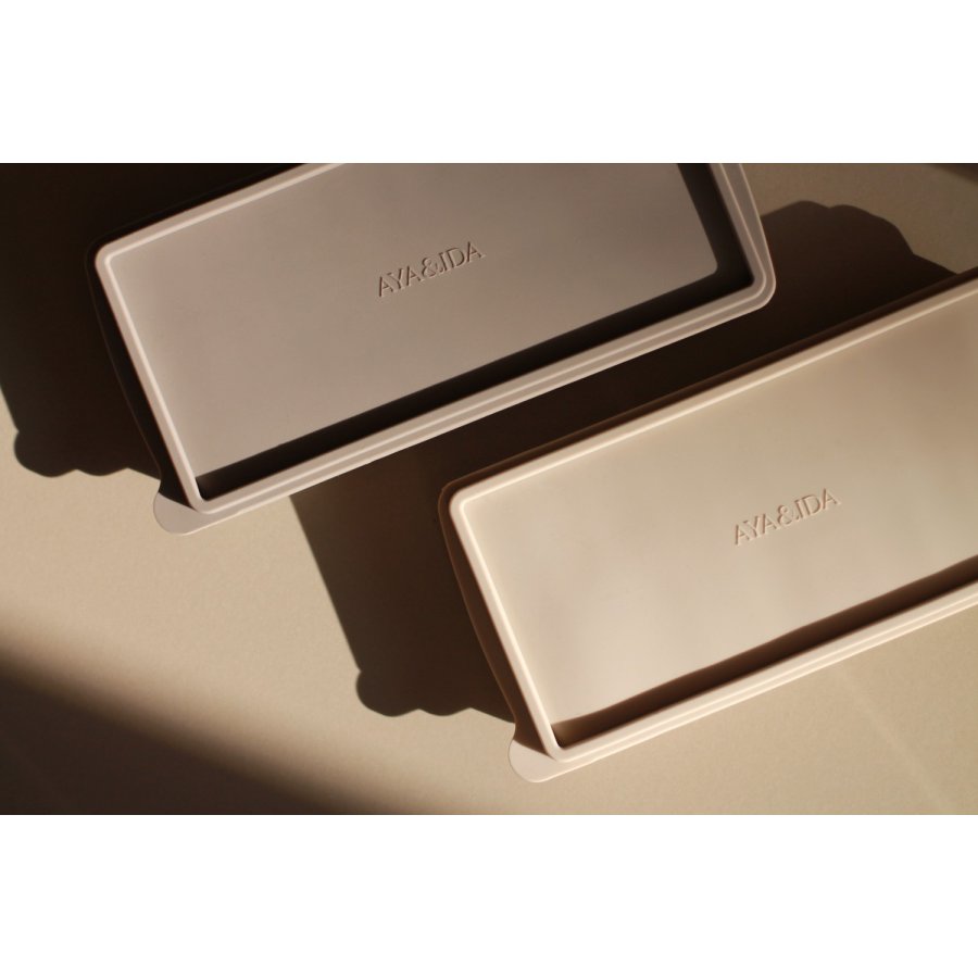 AYA&IDA Eisw�rfelform mit Deckel 11x23,5 cm, Cream Beige
