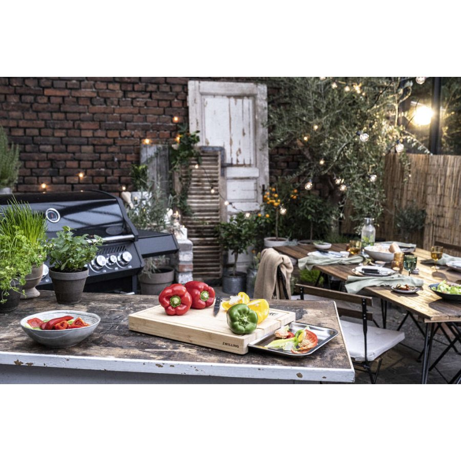 ZWILLING BBQ+ Schneidebrett mit Auffangschale 39x30 cm, Braun