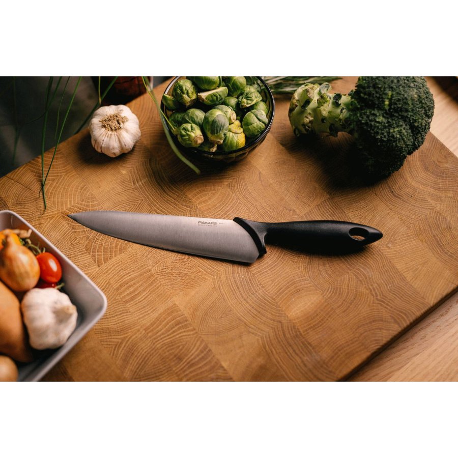 Fiskars Essential Kochmesser 21 cm