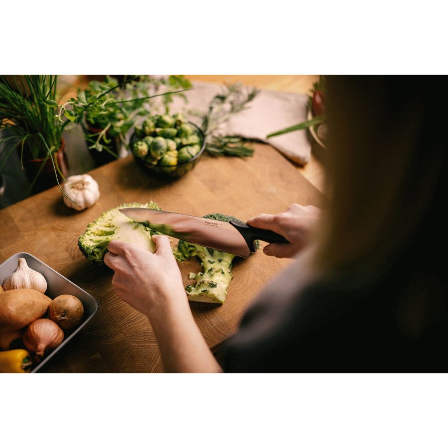 Fiskars Essential Kochmesser 21 cm