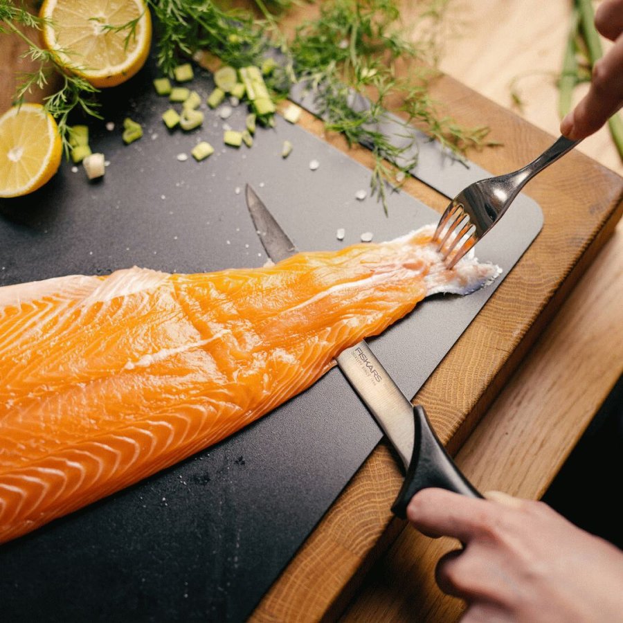 Fiskars Essential Filetiermesser 18 cm