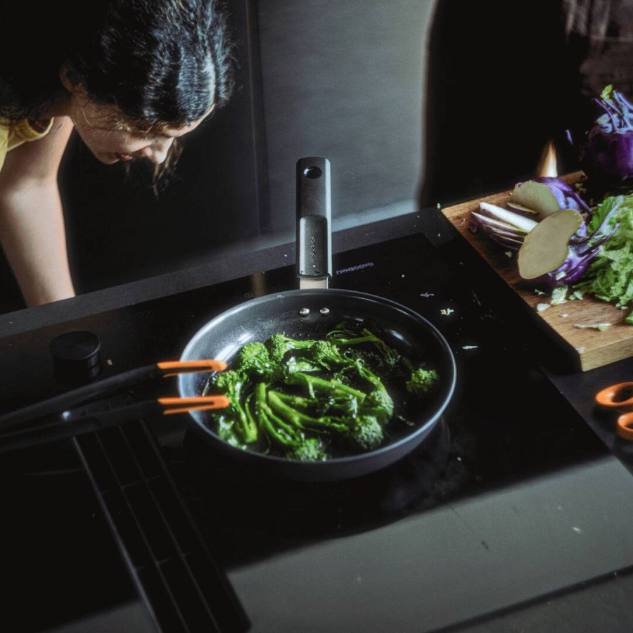 Fiskars Hard Face Bratpfanne 24 cm