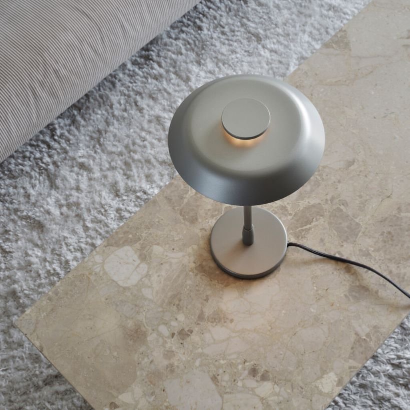 Belid Horizon Tischlampe H36,5 cm, Metallic Champagner