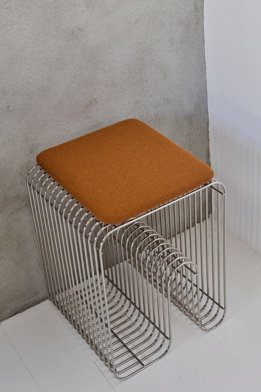 AYTM CURVA Sitzkissen 27,5x32,5 cm, Bernstein Bouclé