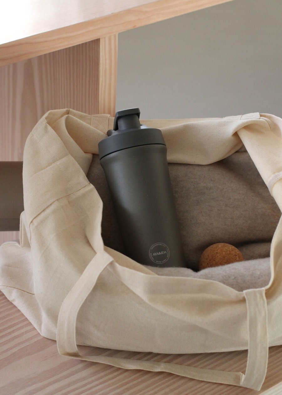 AYA&IDA Shaker 750 ml, Dark Grey