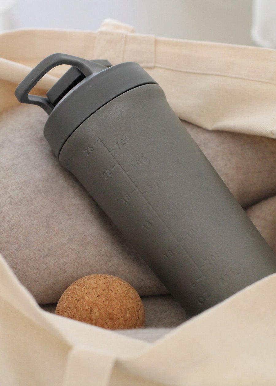 AYA&IDA Shaker 750 ml, Dark Grey
