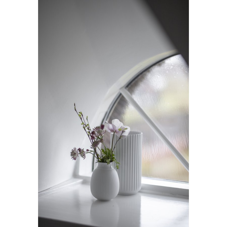 Lyngby Porceln Curve Vase H12,5 cm, Weiß