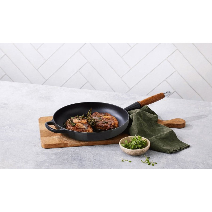Le Creuset Signature Stbejernspande m. Trhndtag 28 cm, Sort