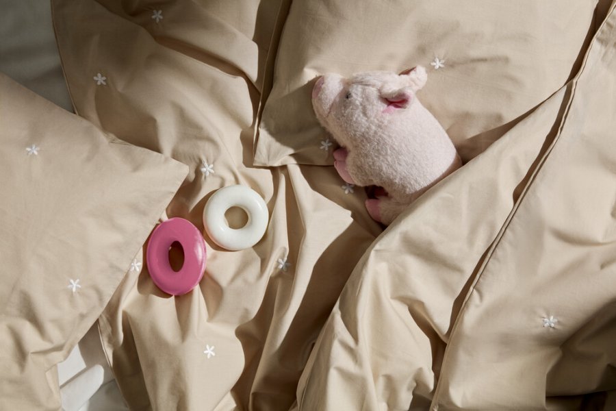 Juna Daisy Juniorsengetj 100x140 cm, Sand/Hvid