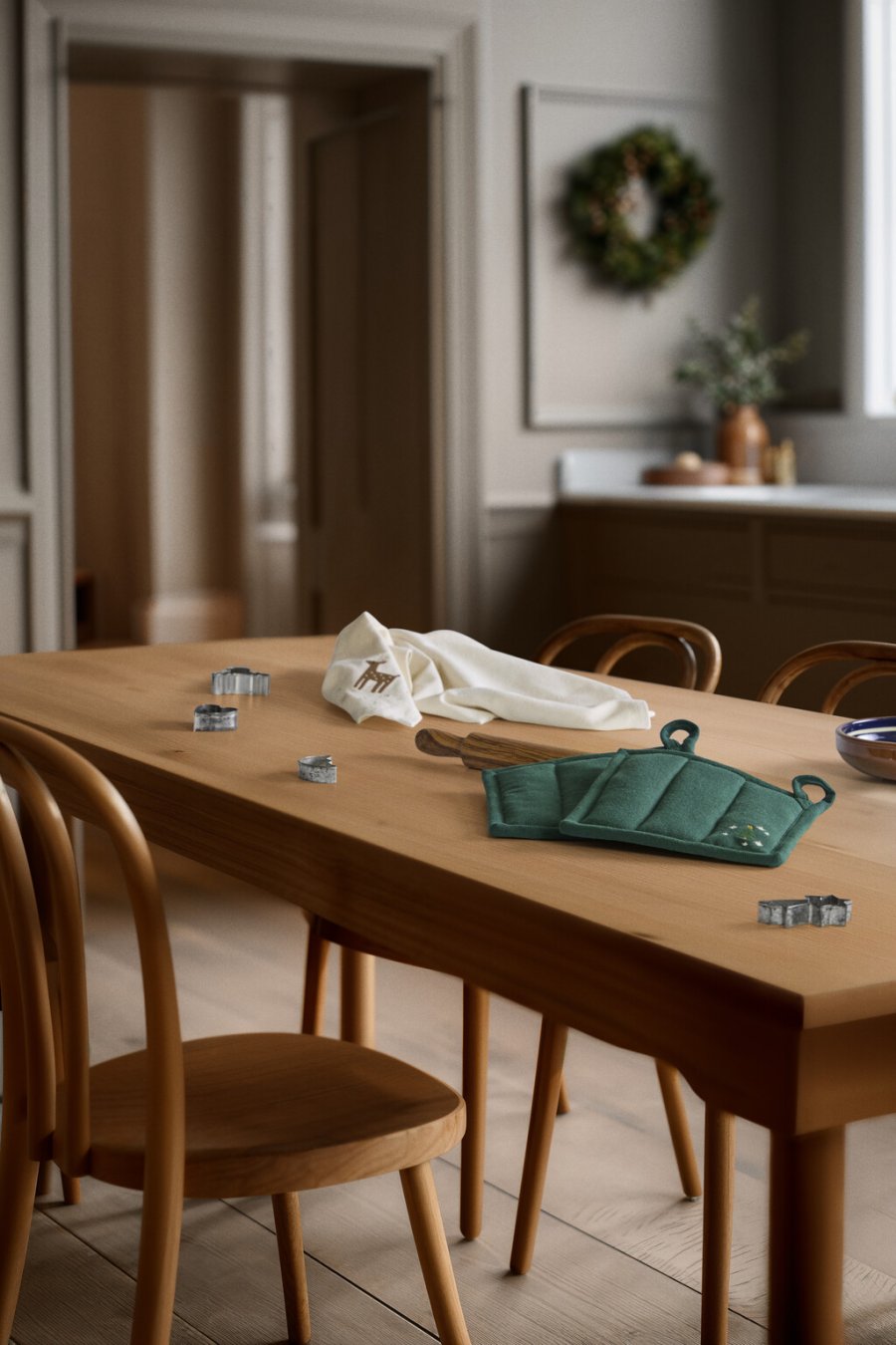 Juna Christmas Fable Viskestykke 50x70 cm, Creme