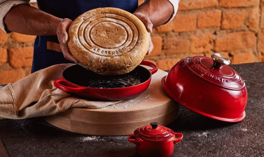 Le Creuset Signature Stbejern Brdform 24 cm/1,6 L, Cerise