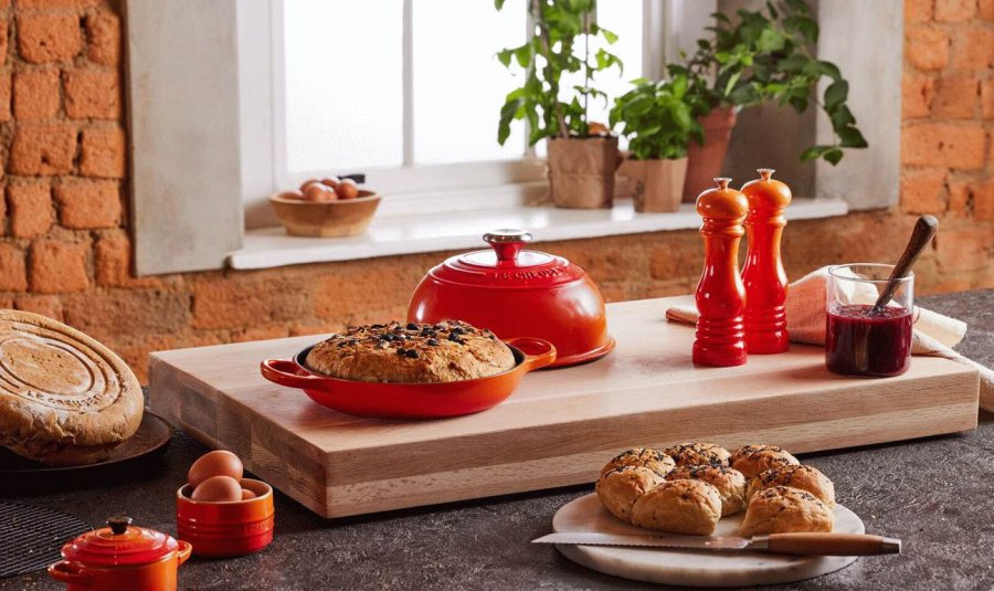 Le Creuset Signature Stbejern Brdform 24 cm/1,6 L, Volcanic