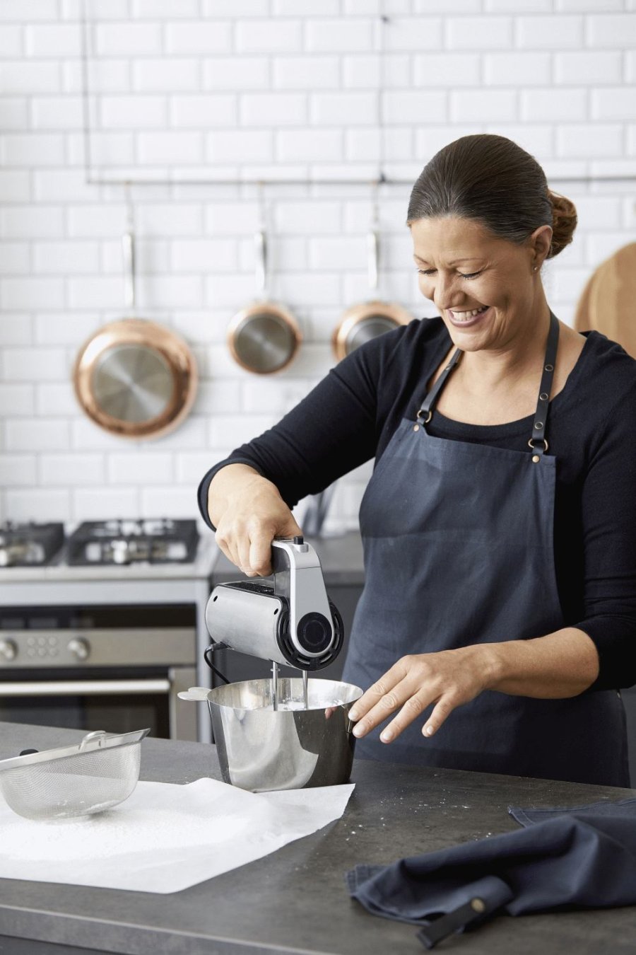 Blomsterbergs Hndmixer 350W, Sort/Stl