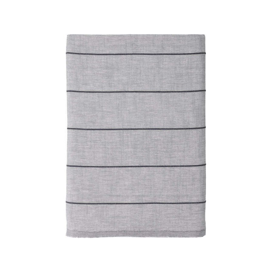 Sdahl Line Tischdecke 140x220 cm, Light Grey/Ash