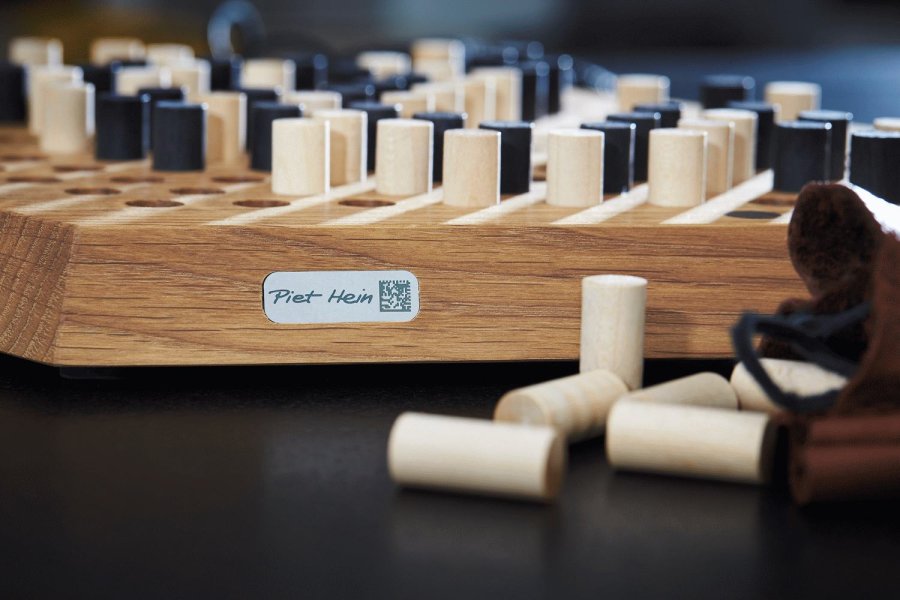 Piet Hein Con-Tac-Tix, Eg