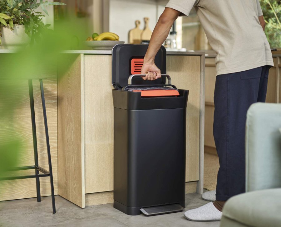 Joseph Joseph Titan Abfallsystem 30 L, Schwarz