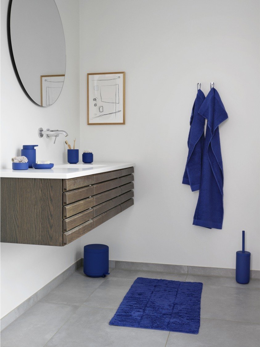 Zone Denmark Ume Seifenspender 0,25 L, Indigoblau