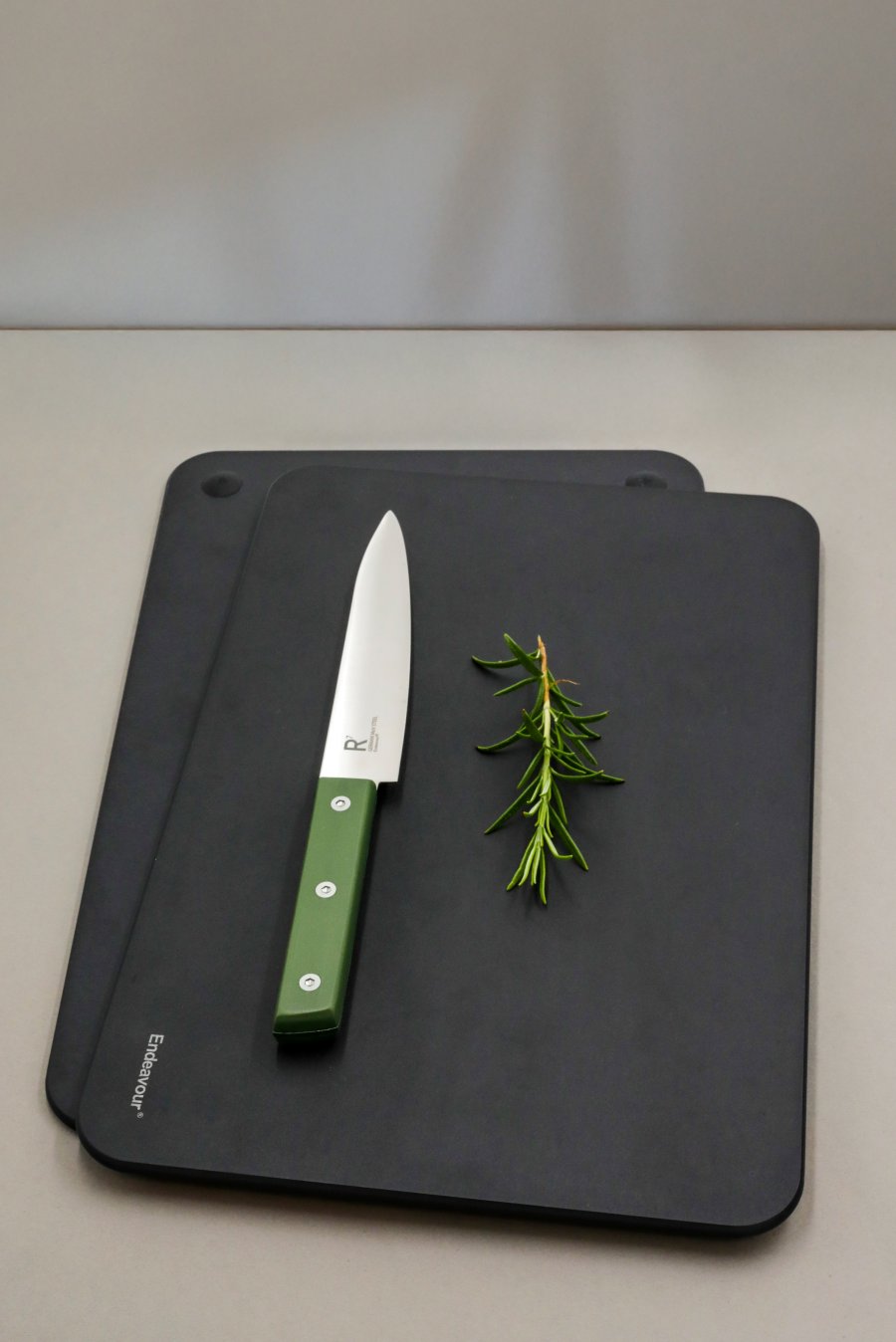 Endeavour Schneidebrett 35,5x23,5 cm, Schwarz