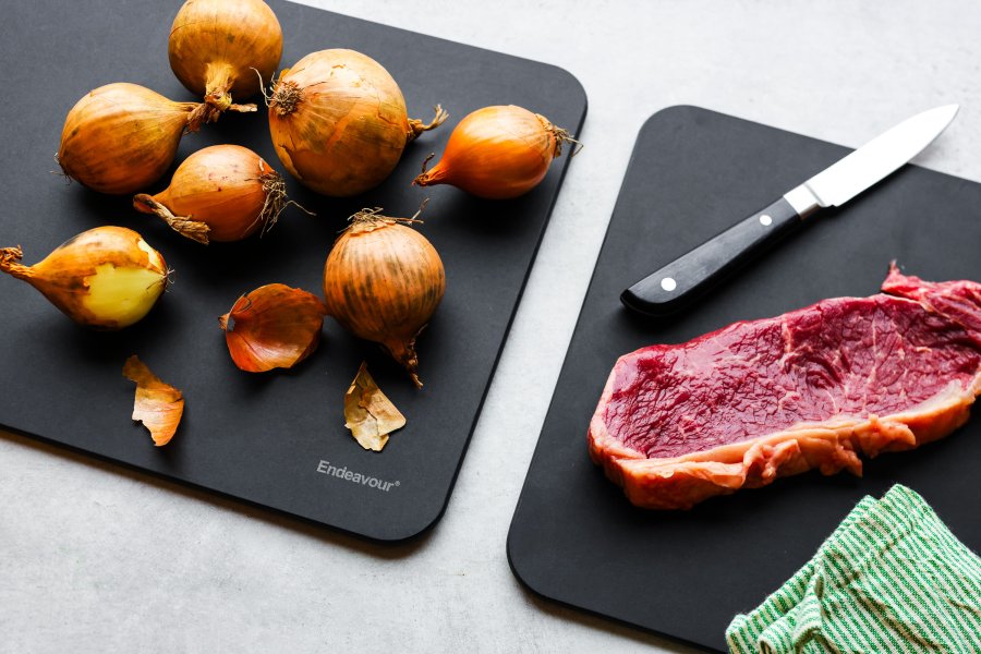 Endeavour Schneidebrett 35,5x23,5 cm, Schwarz