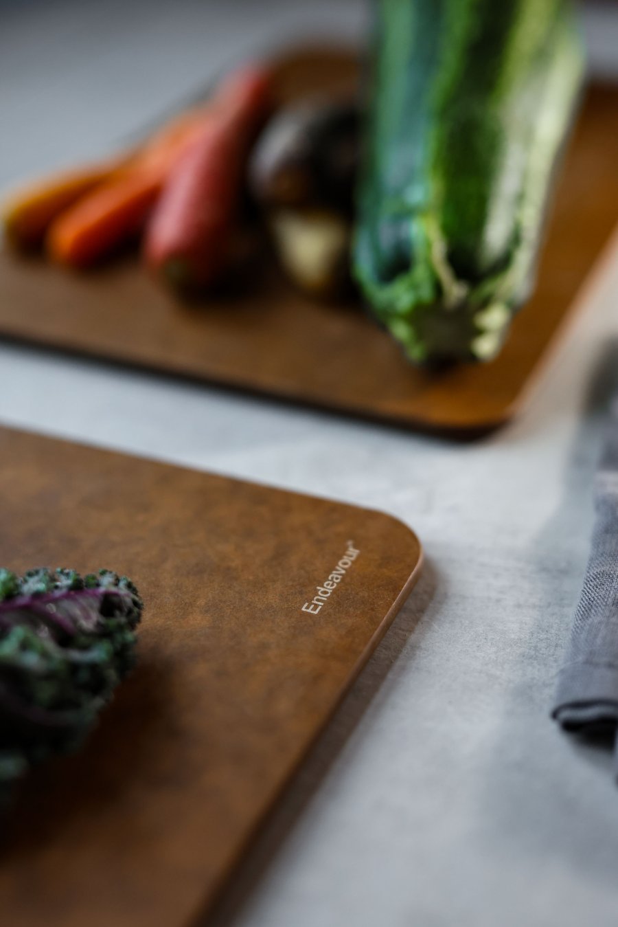 Endeavour Schneidebrett 35,5x23,5 cm, Braun