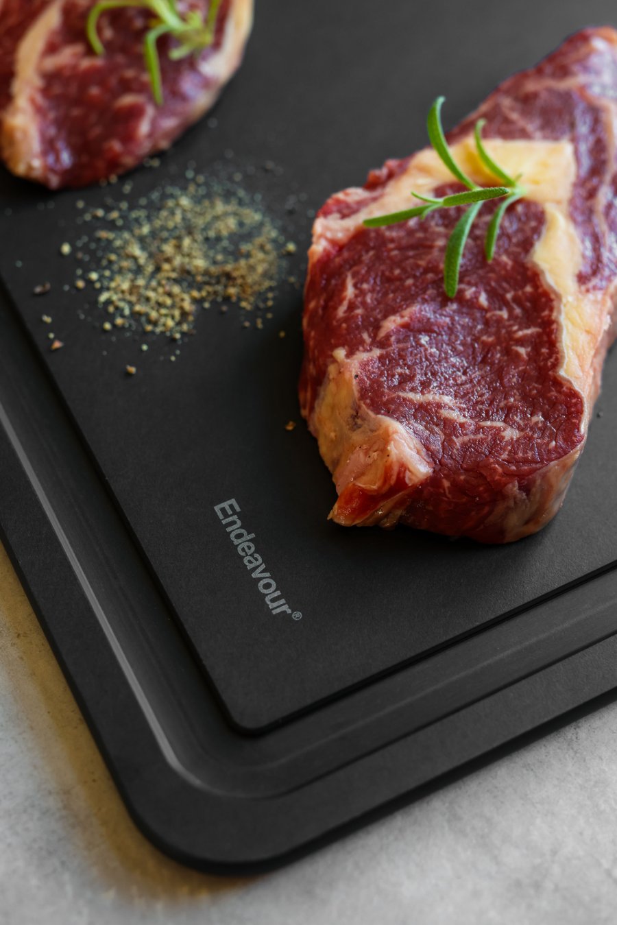 Endeavour Schneidebrett 46x35 cm, Schwarz