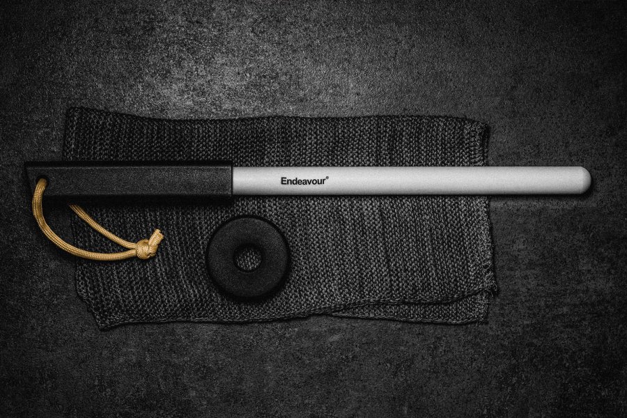 Endeavour Strygestav 23 cm, Sort