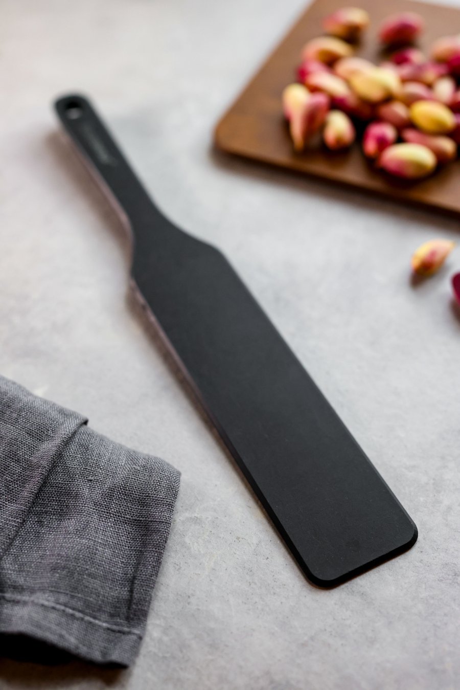 Endeavour Pfannenwender Schmal 28 cm, Schwarz