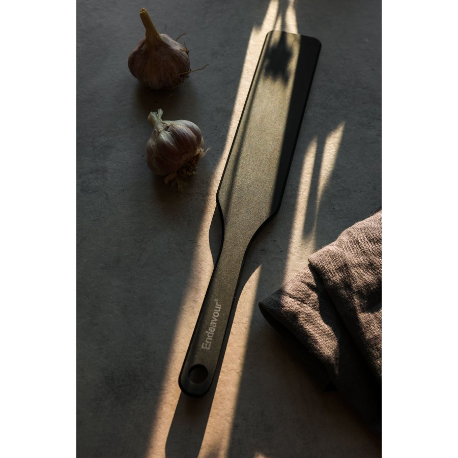 Endeavour Pfannenwender Schmal 28 cm, Schwarz