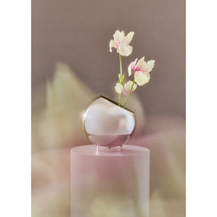 AYTM GLOBE Urtepotte H18,8 cm, S�lv