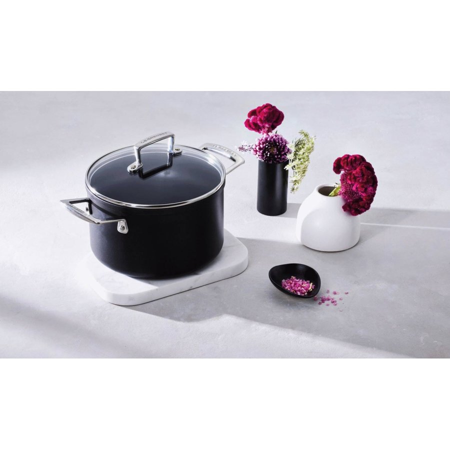 Le Creuset TNS Gryde m. Glaslg  24 cm/6,0 L, Sort