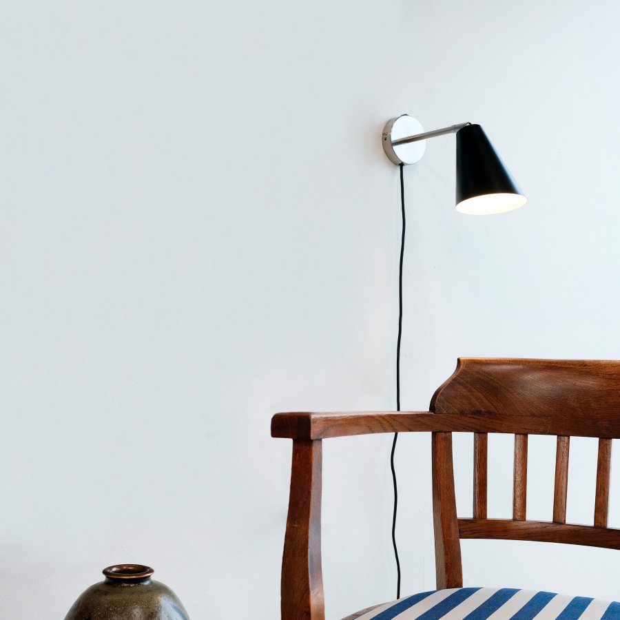 Dyberg Larsen Oswald Wandleuchte 34,5 cm, Schwarz/Stahl