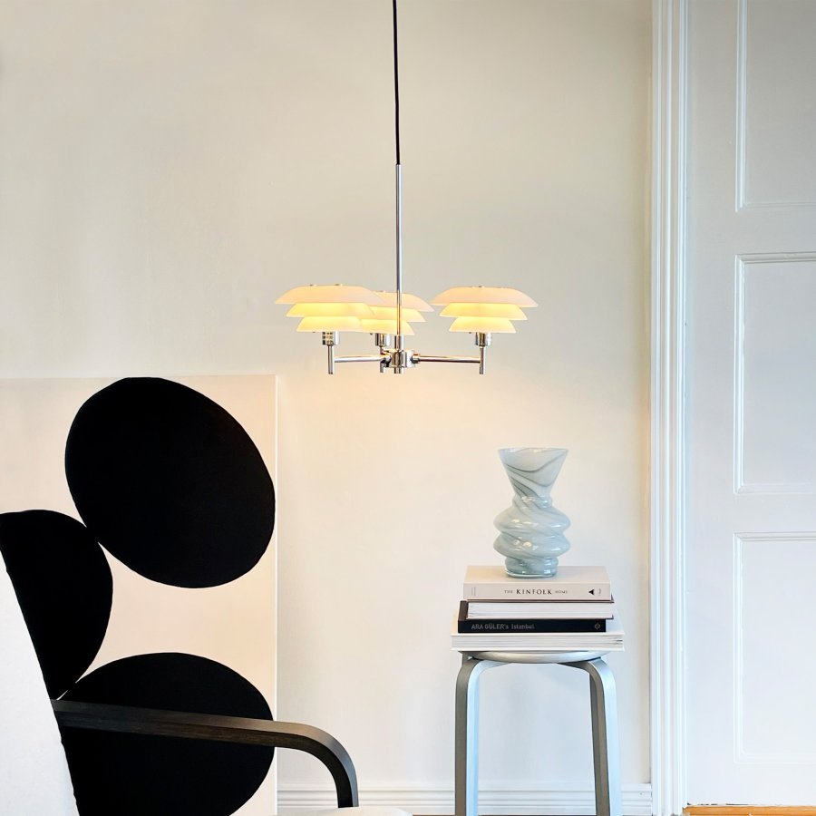 Dyberg Larsen DL20 Kronleuchter 50 cm, Opal/Chrom