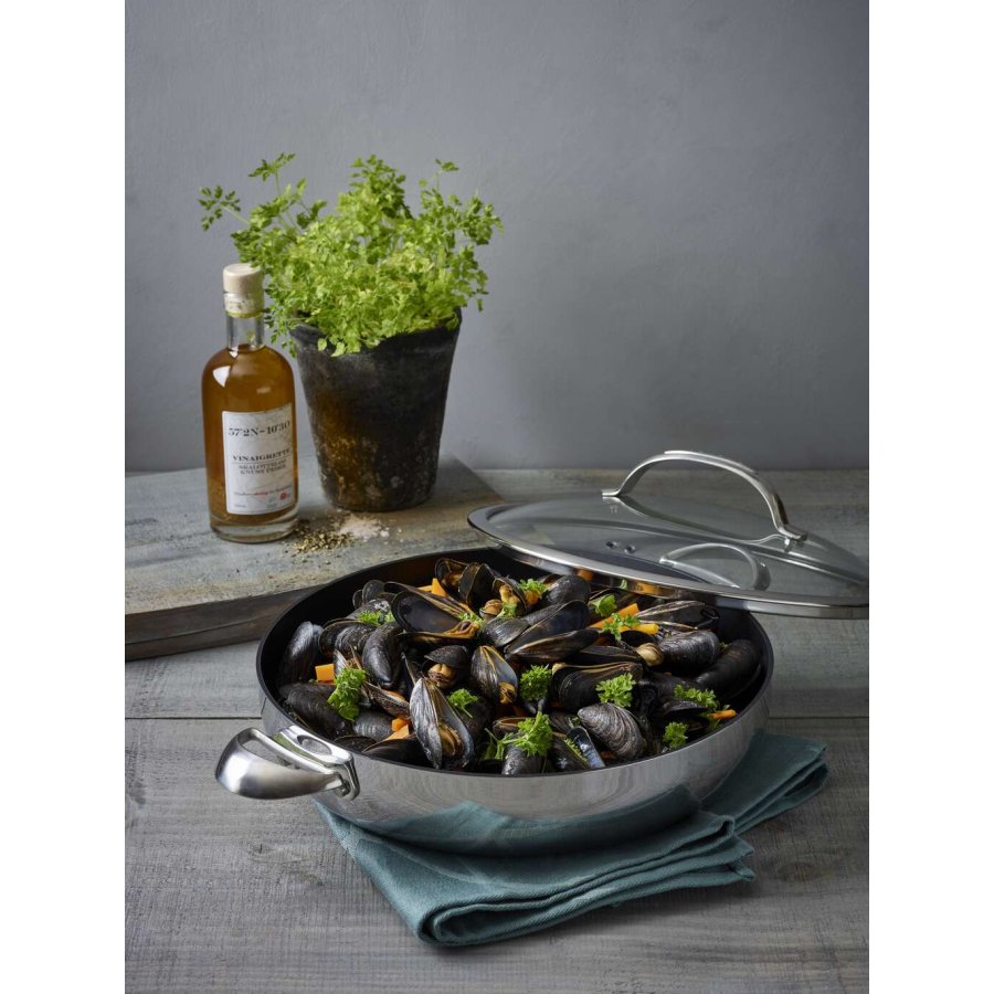 Scanpan HaptIQ Chef's Pan mit Antihaft Beschichtung und Deckel 32 cm/4,8 L